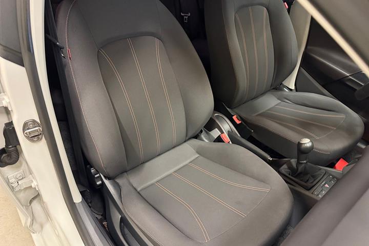 Hvid Seat Ibiza fra 2010