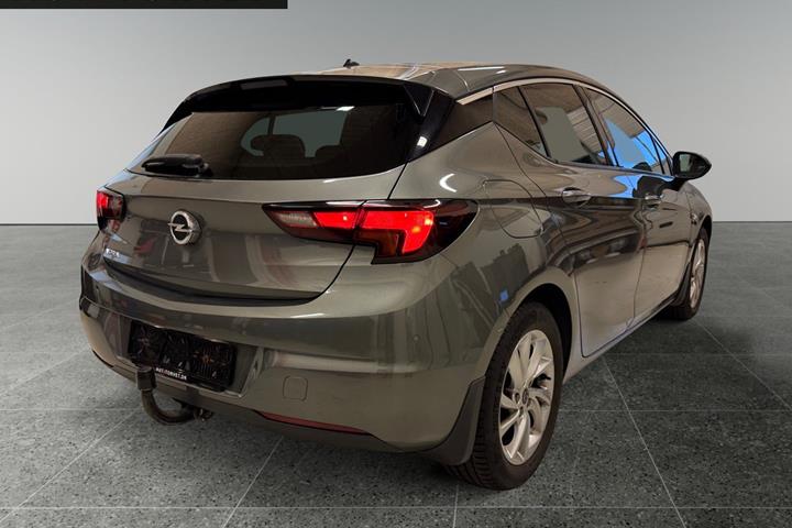 Grå Opel Astra fra 2020