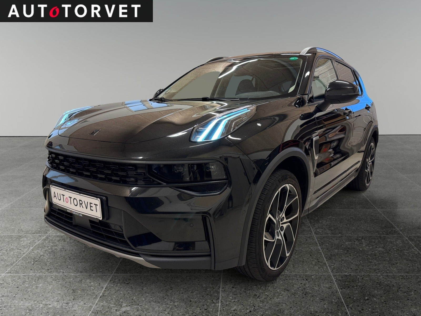 Lynk & Co 01 1,5 PHEV