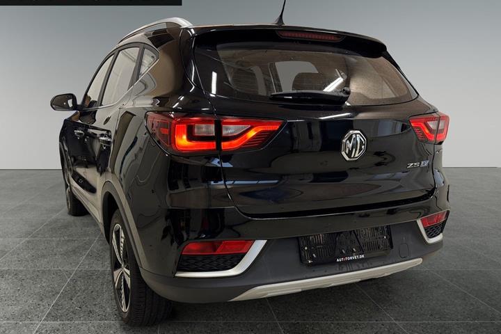Sort MG ZS fra 2020