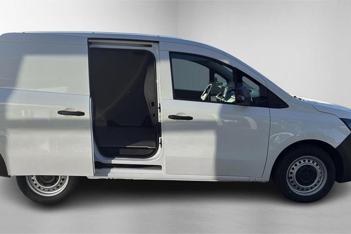 Hvid Renault Kangoo fra 2025