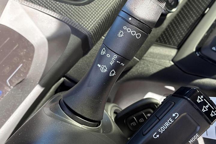 Hvid Renault Kangoo fra 2025