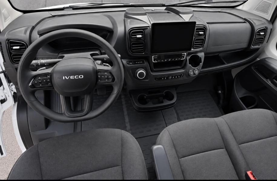 Hvid Iveco eSuperJolly fra 2026