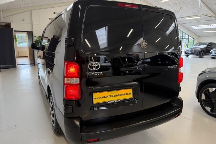 Sort Toyota ProAce fra 2020
