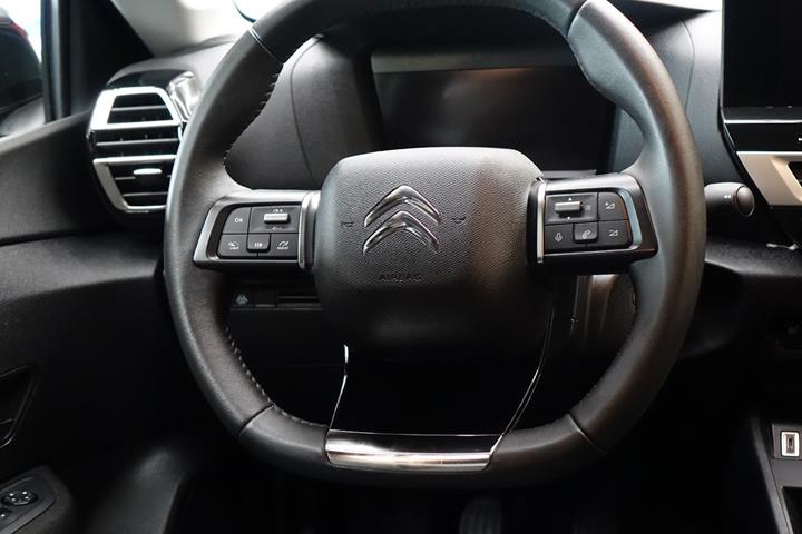 Grå Citroën C4 fra 2023