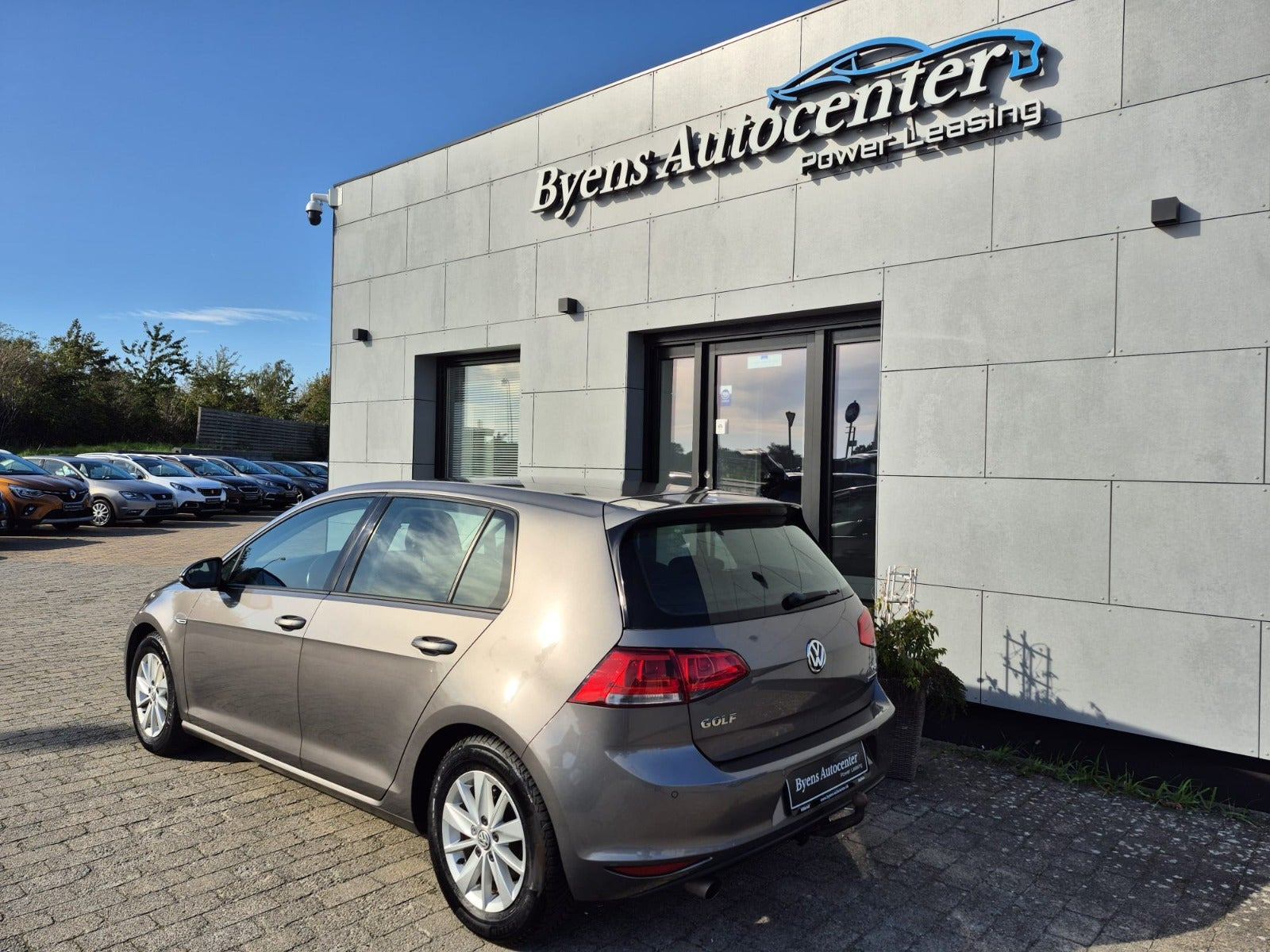 Sort VW Golf VII fra 2016