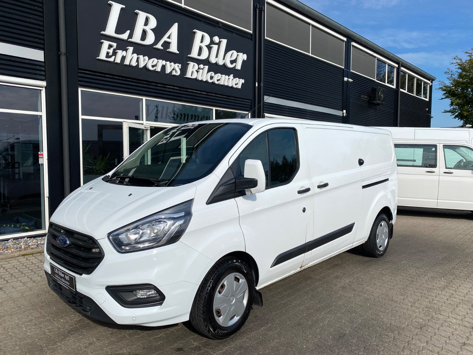 Hvid Ford Transit Custom 300 L2 fra 2022