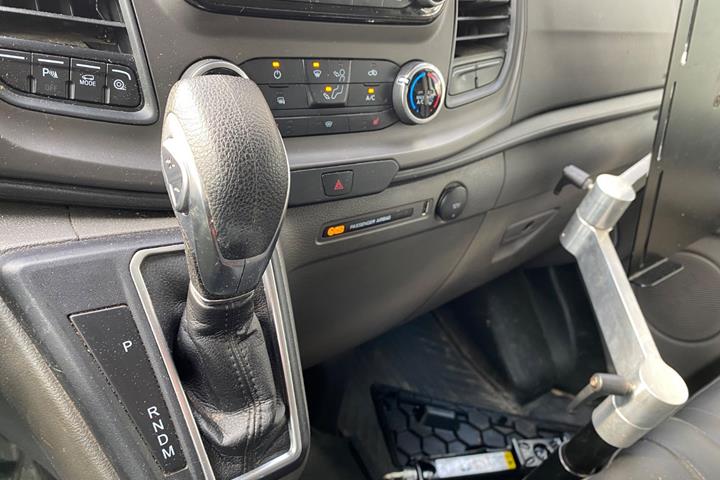 Hvid Ford Transit Custom 300 L2 fra 2022