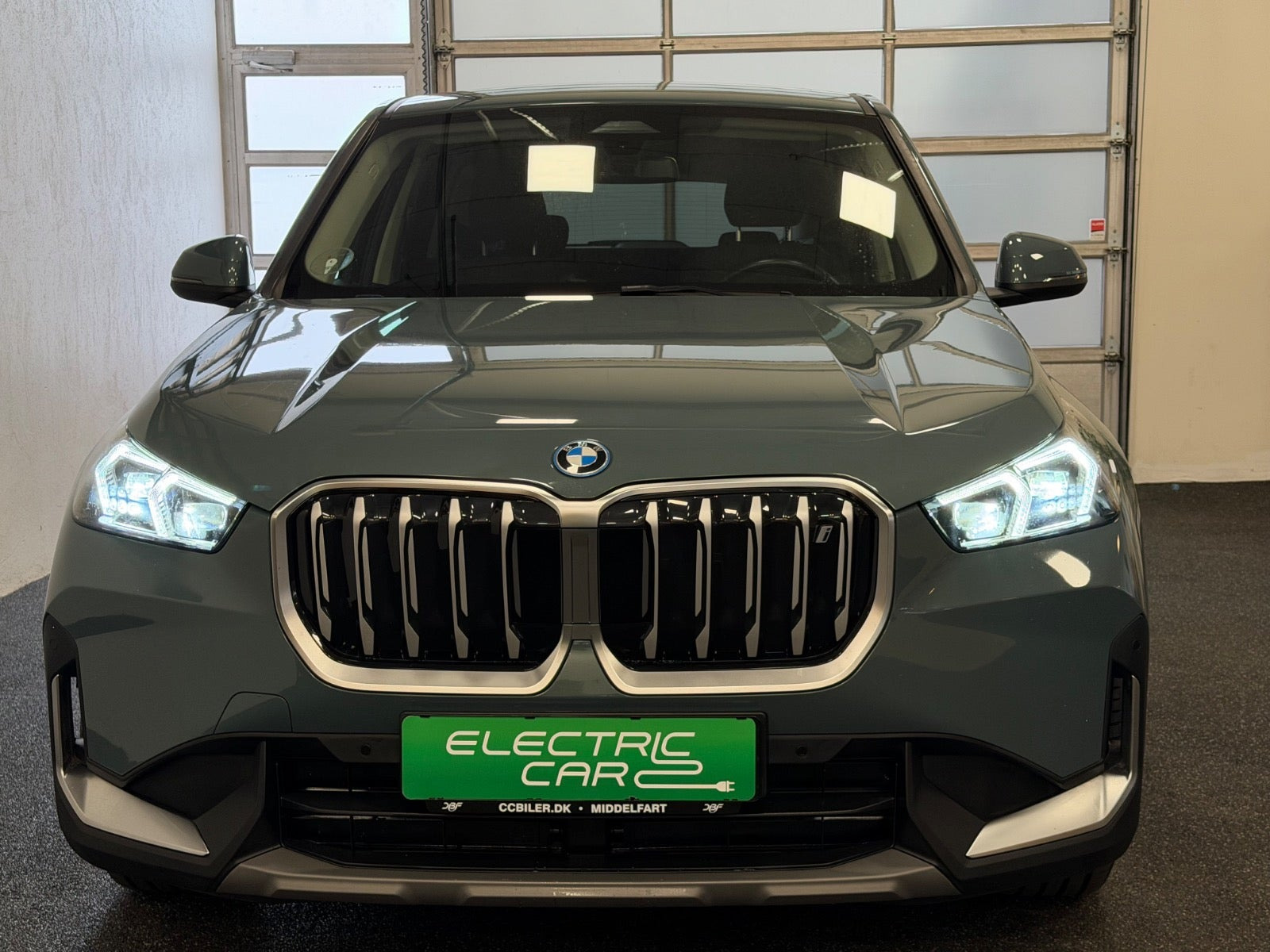 undefined BMW iX1 fra 2023
