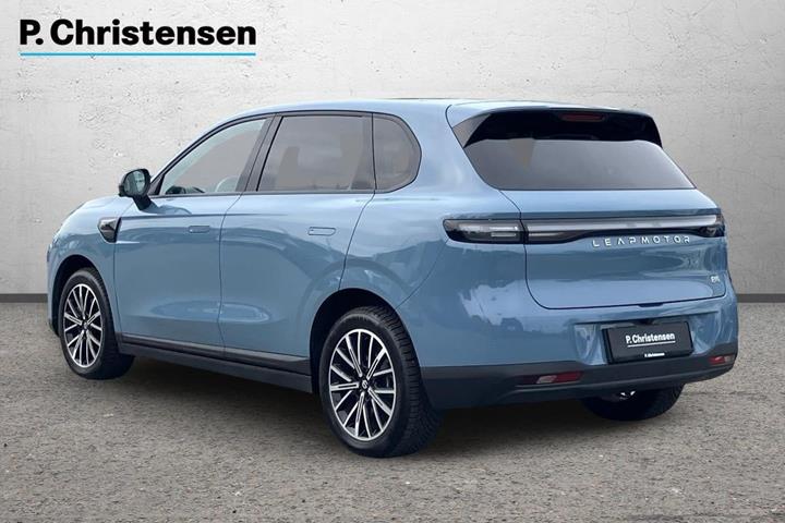 Blå Leapmotor B10 fra 2025