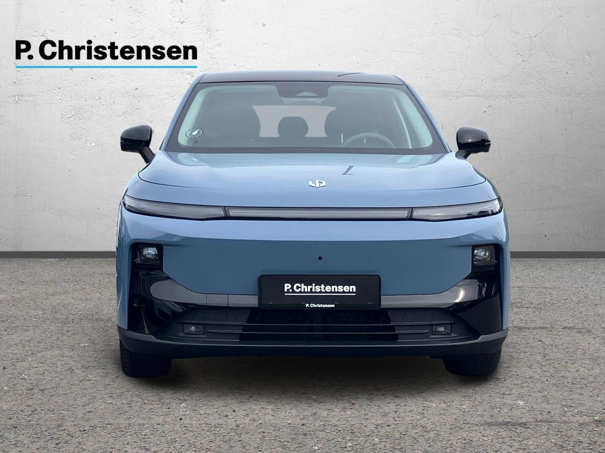 Blå Leapmotor B10 fra 2025