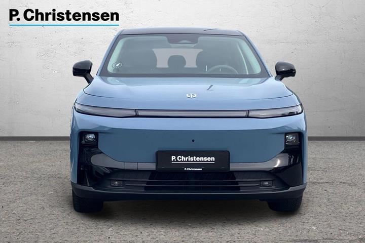 Blå Leapmotor B10 fra 2025