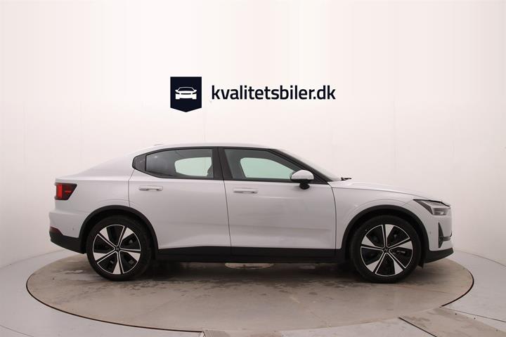 Sølv Polestar 2 fra 2023