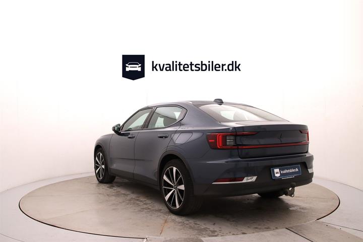 Blå Polestar 2 fra 2022