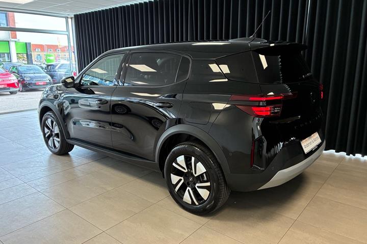 Sort Opel Frontera fra 2025