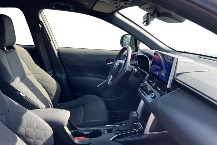 undefined Toyota Corolla Cross fra 2024