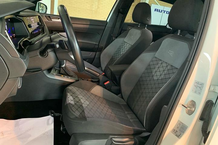 Hvid VW Polo fra 2022