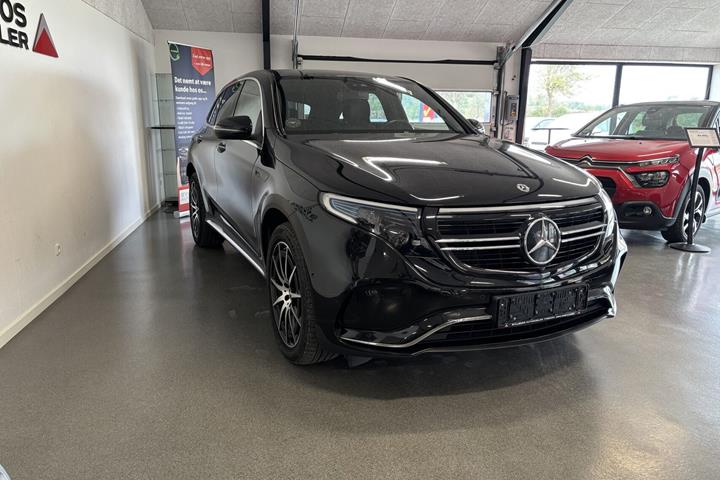 Sort Mercedes EQC400 fra 2021