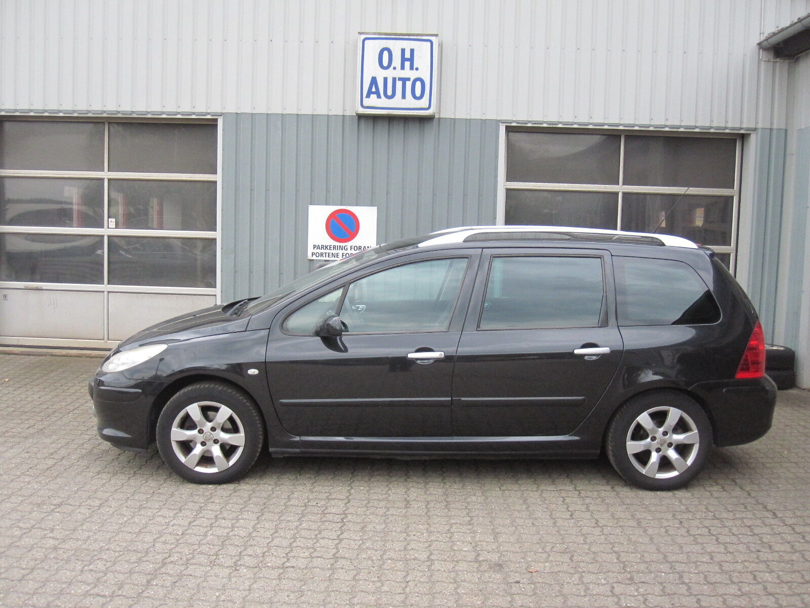 Sort Peugeot 307 fra 2007