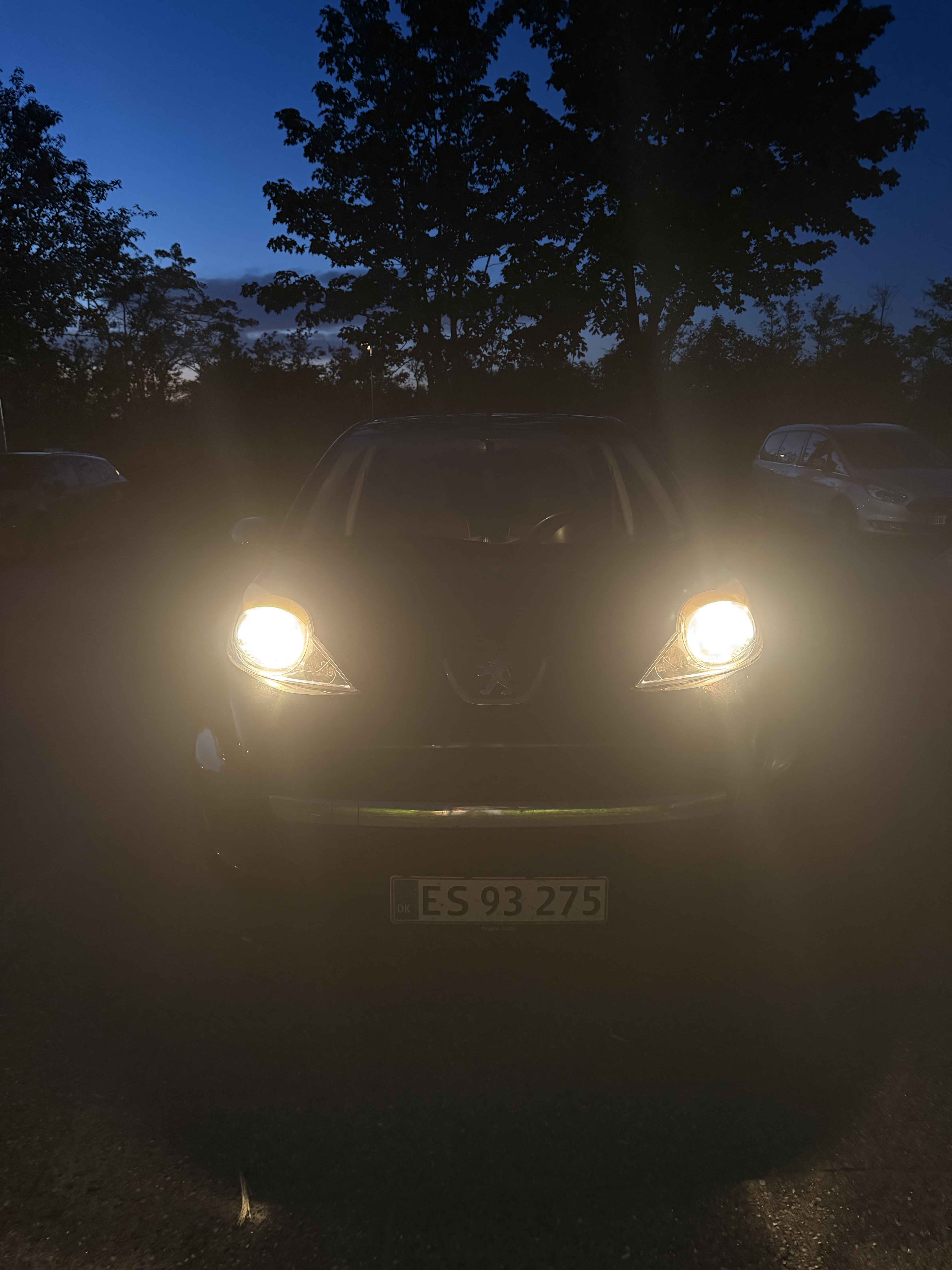 Sort Peugeot 107 fra 2012