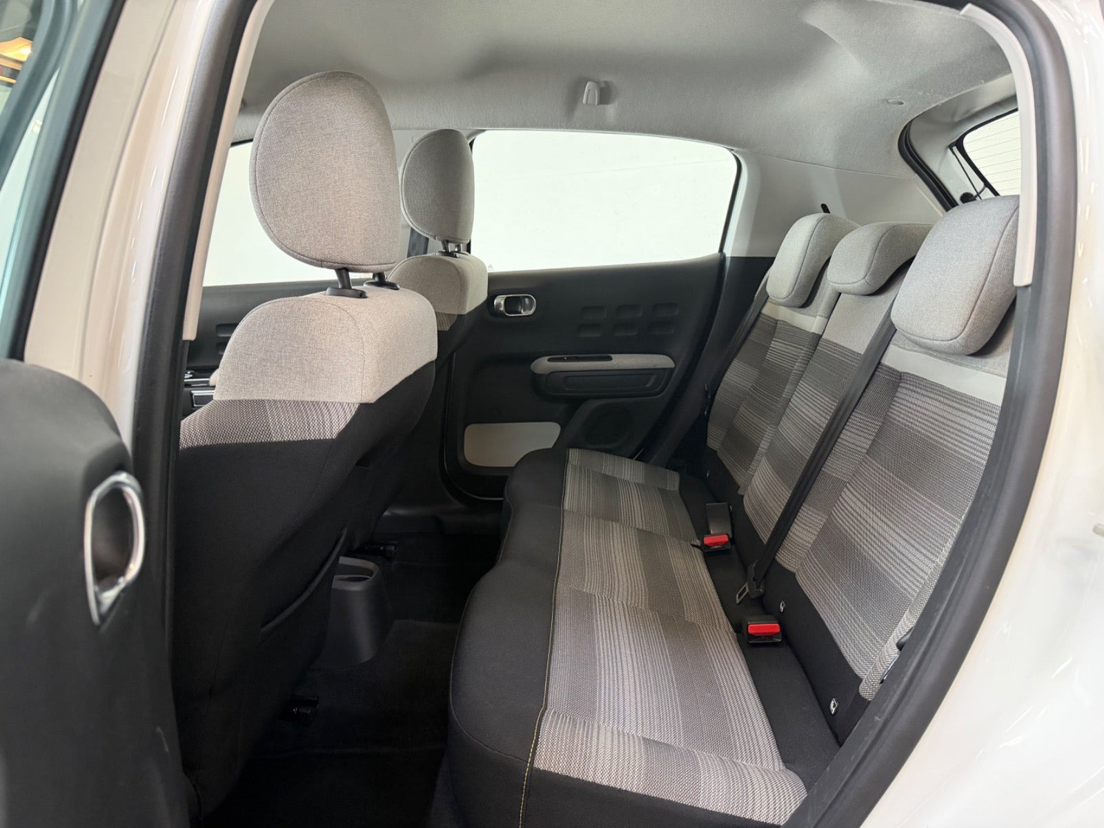 Hvid Citroën C3 fra 2016