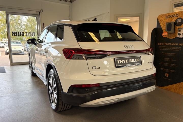 Hvid Audi Q4 e-tron fra 2023