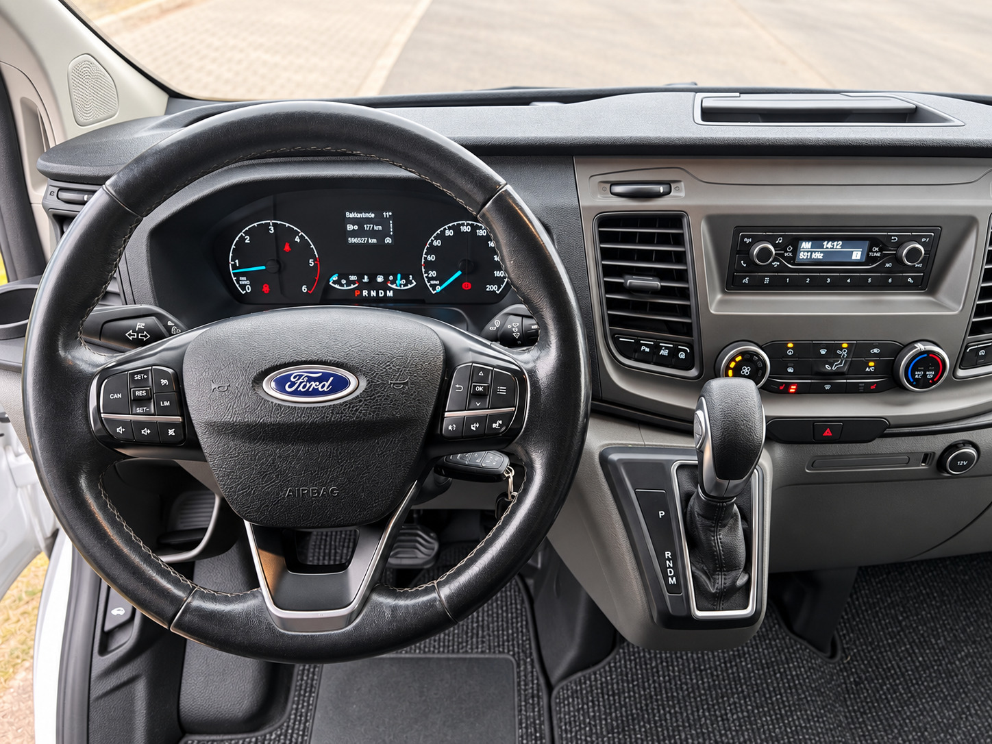 Hvid Ford Transit Custom 300 L2 fra 2019