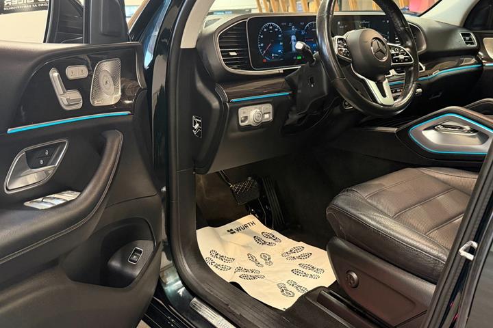Grøn Mercedes GLE350 de fra 2022