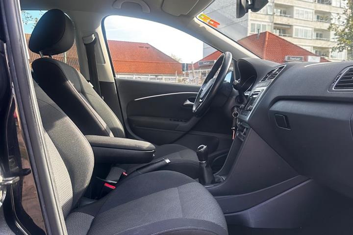 Sort VW Polo fra 2017