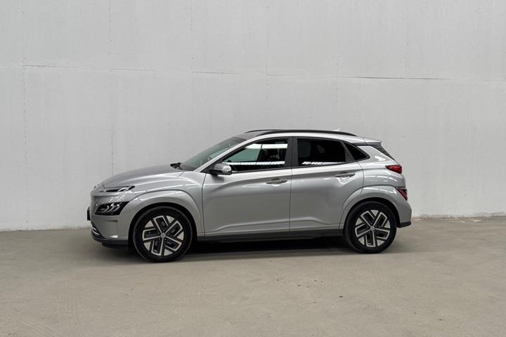 Sølv Hyundai Kona fra 2022