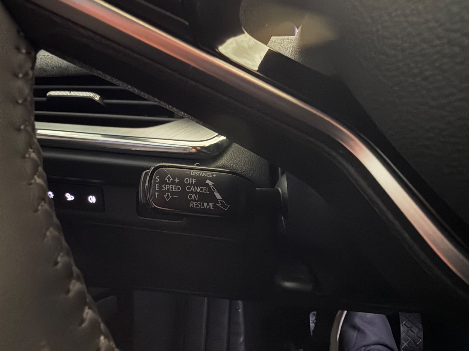 Sort Skoda Enyaq fra 2024