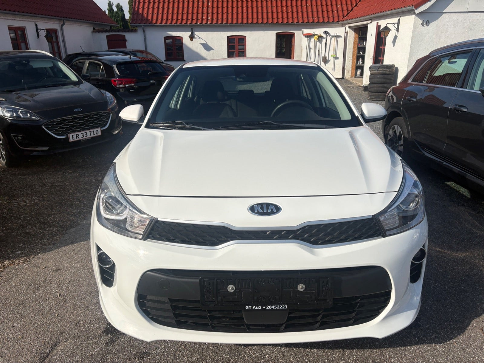 Hvid Kia Rio fra 2017