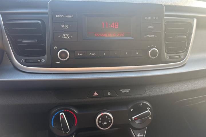 Hvid Kia Rio fra 2017