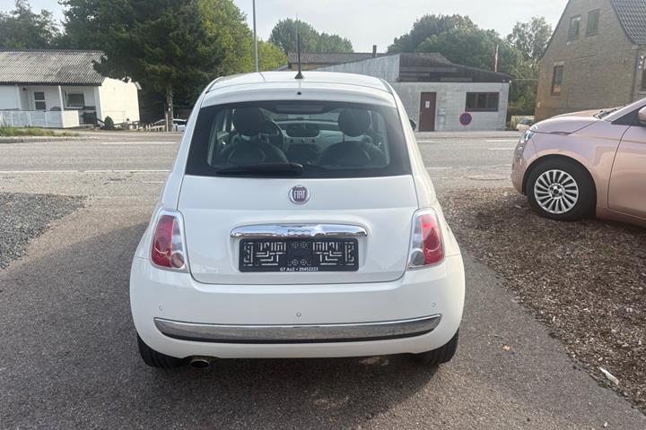 Hvid Fiat 500 fra 2008
