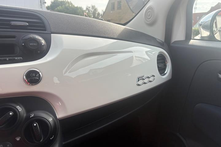 Hvid Fiat 500 fra 2008