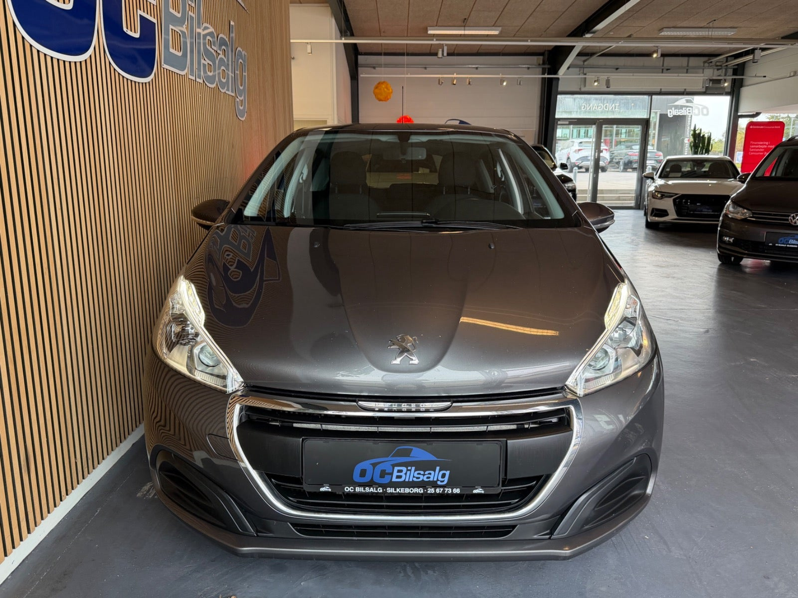 undefined Peugeot 208 fra 2017