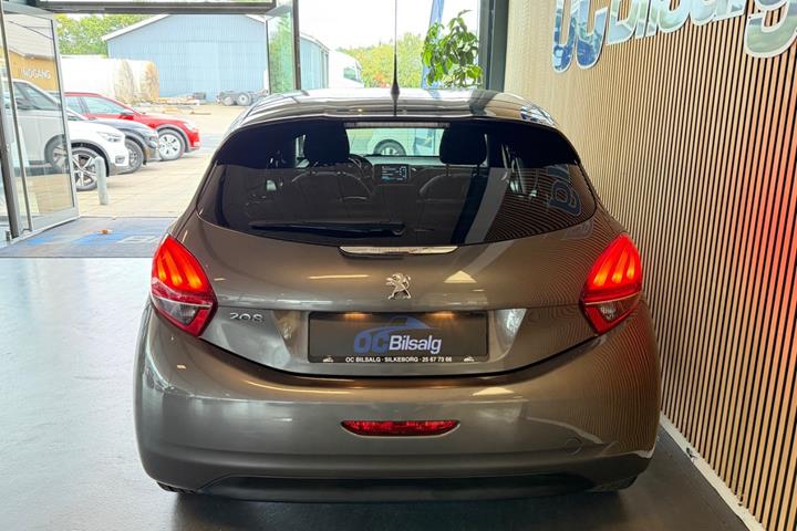 undefined Peugeot 208 fra 2017