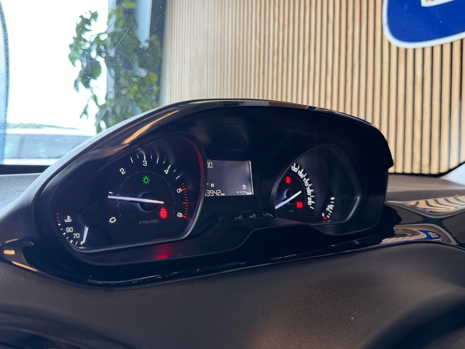 undefined Peugeot 208 fra 2017