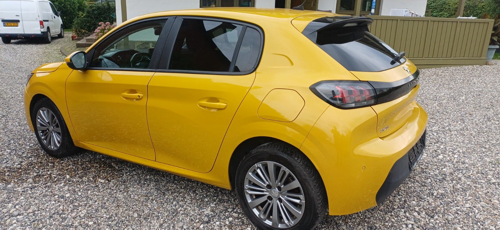 undefined Peugeot 208 fra 2021