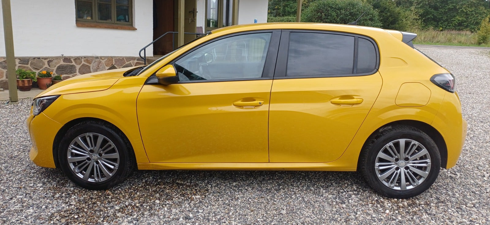 undefined Peugeot 208 fra 2021