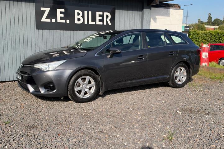 undefined Toyota Avensis fra 2016