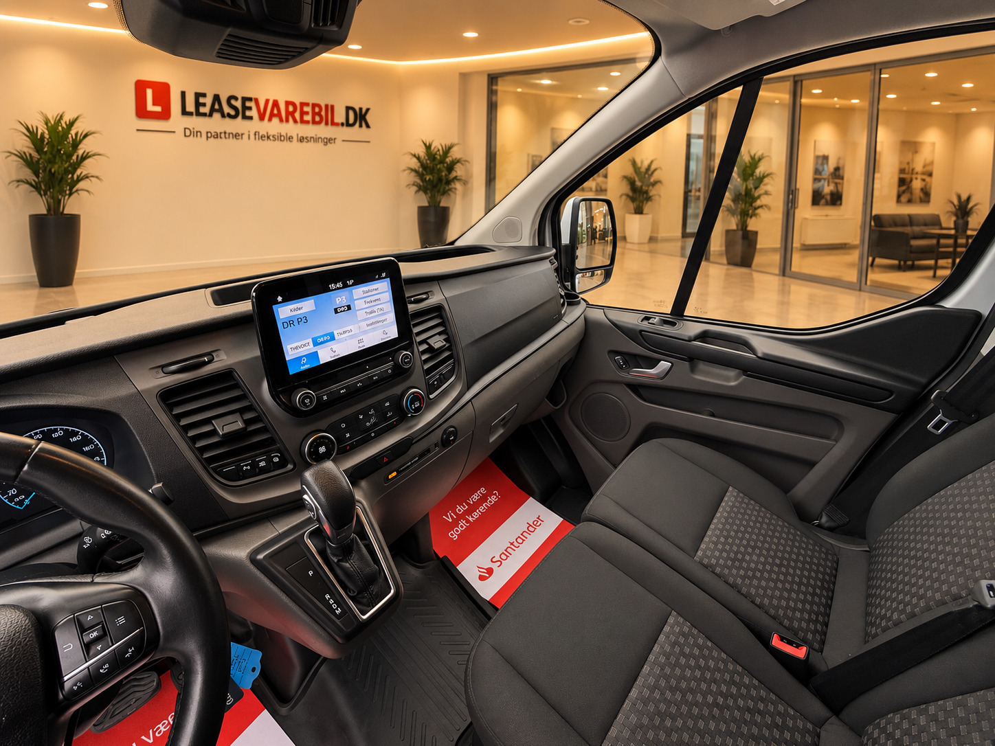Hvid Ford Transit Custom 320 L2 fra 2022