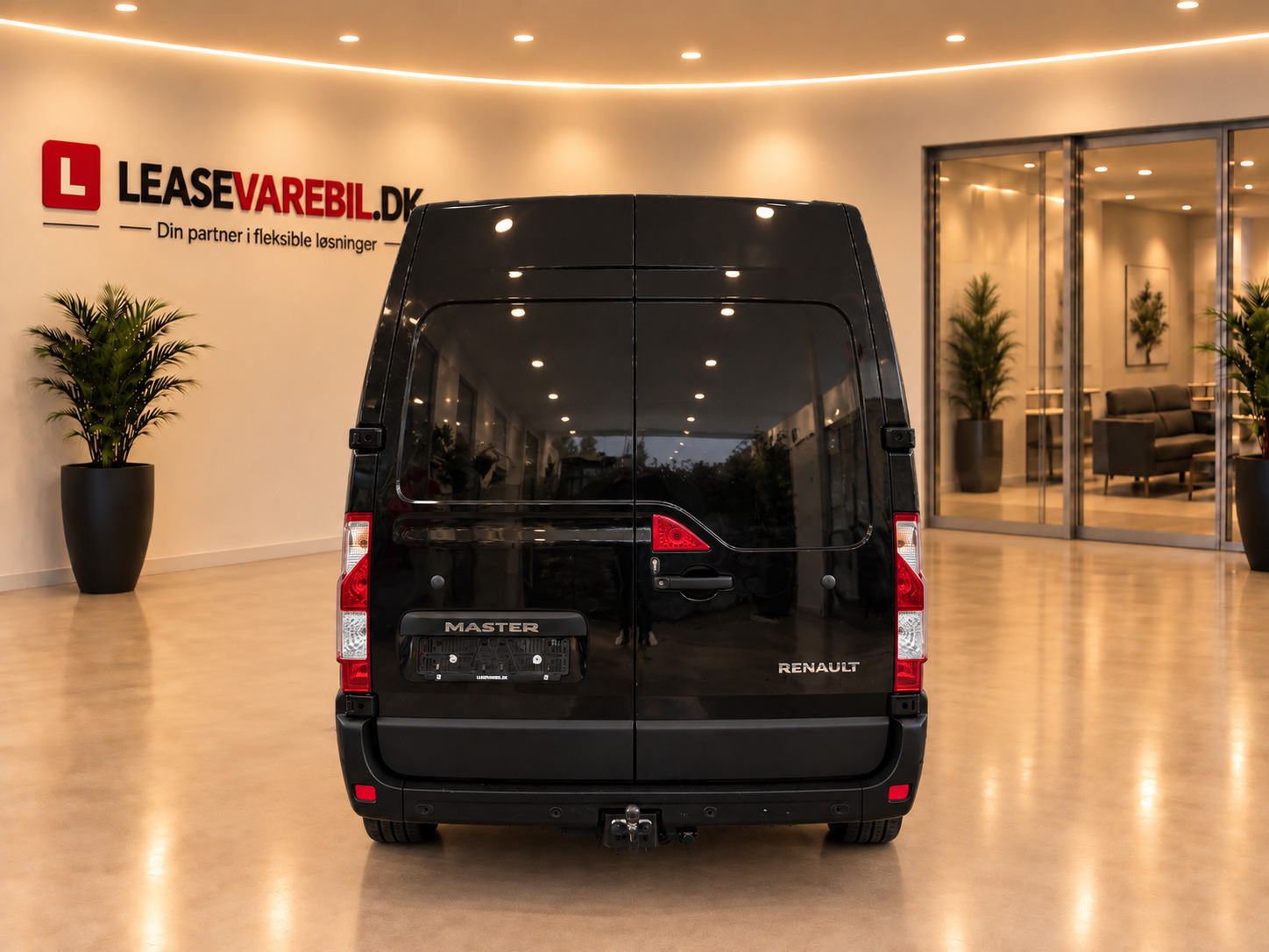 Sort Renault Master III T33 fra 2019