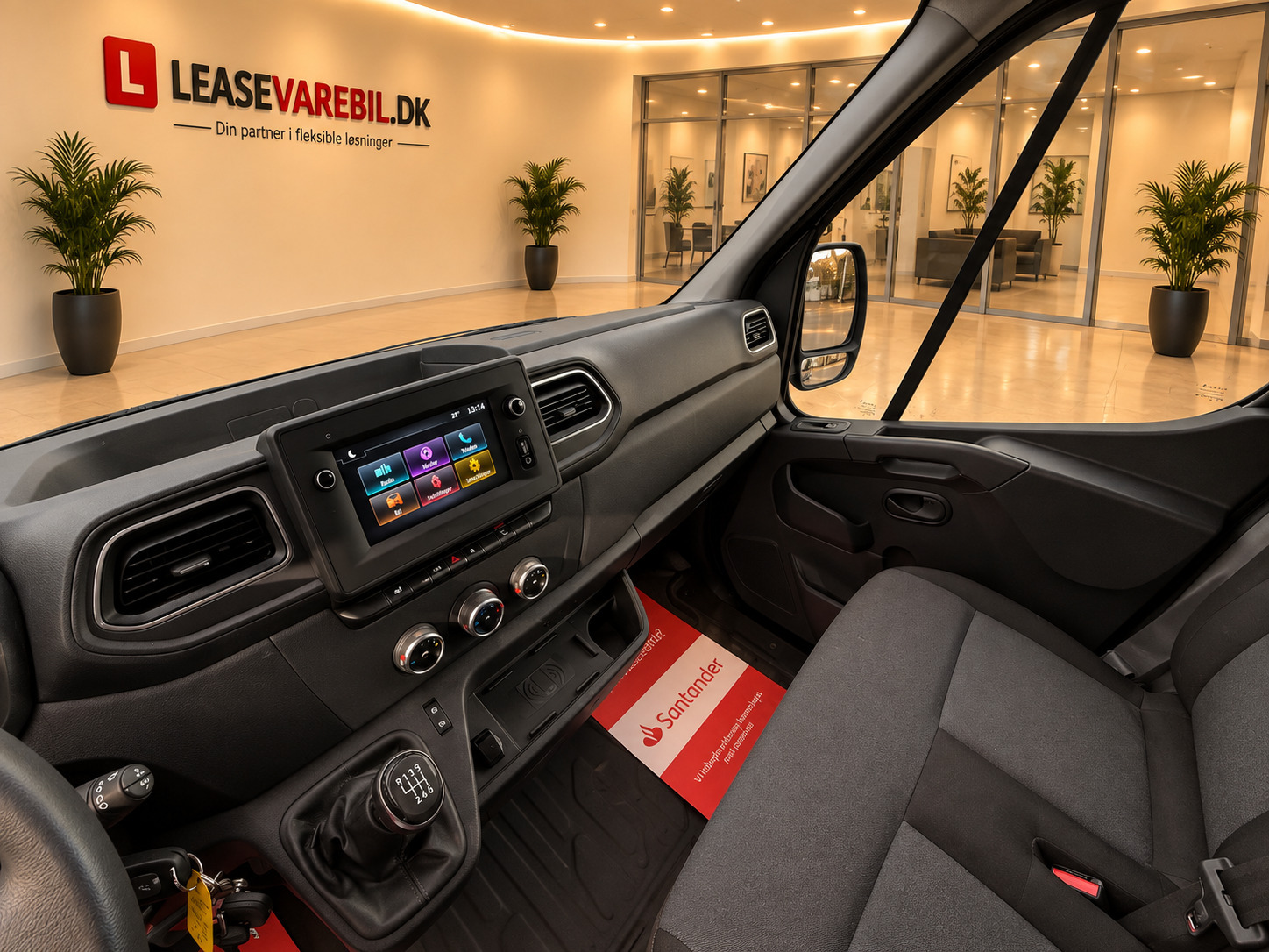 Sort Renault Master III T33 fra 2019
