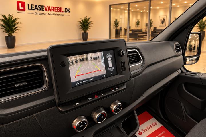 Sort Renault Master III T33 fra 2019