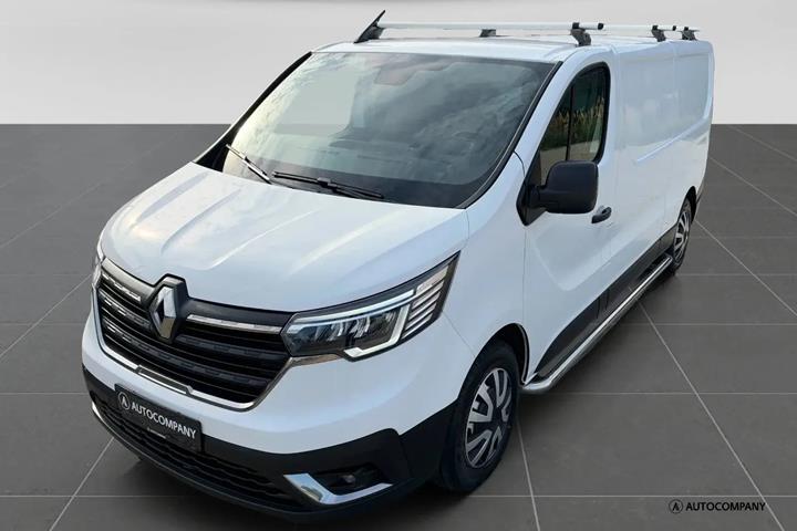 Hvid Renault Trafic fra 2022
