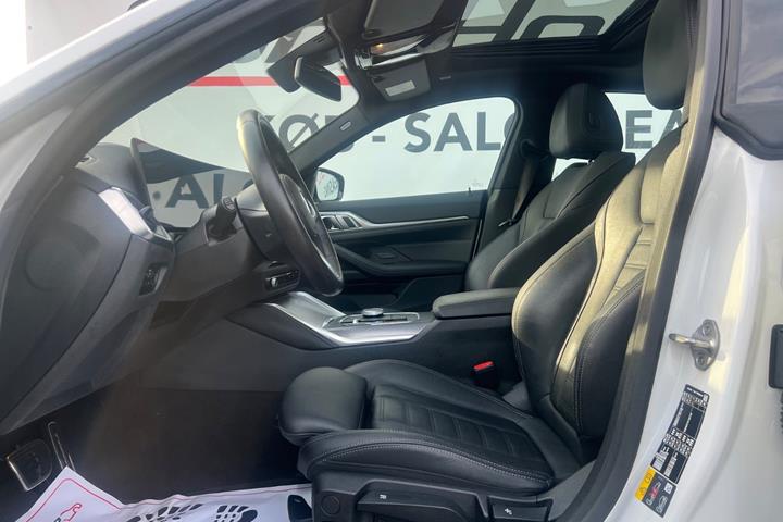 Hvid BMW i4 fra 2024