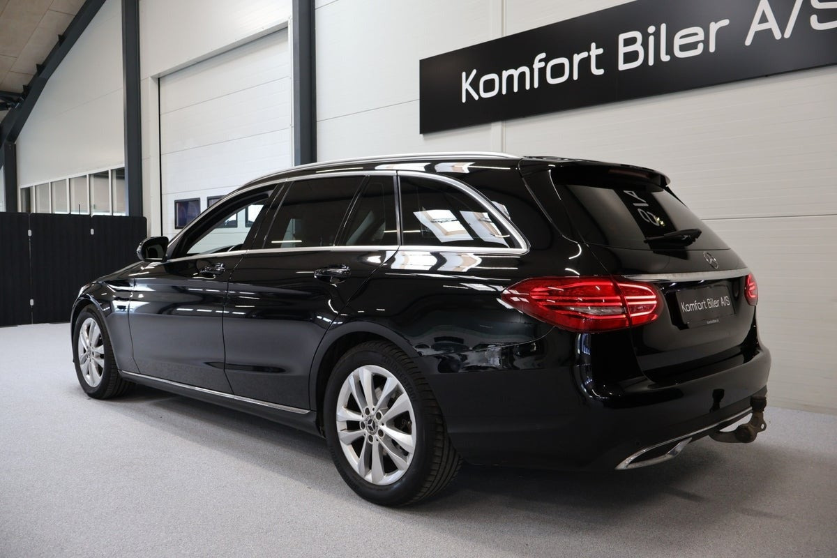 Sort Mercedes C220 d fra 2018