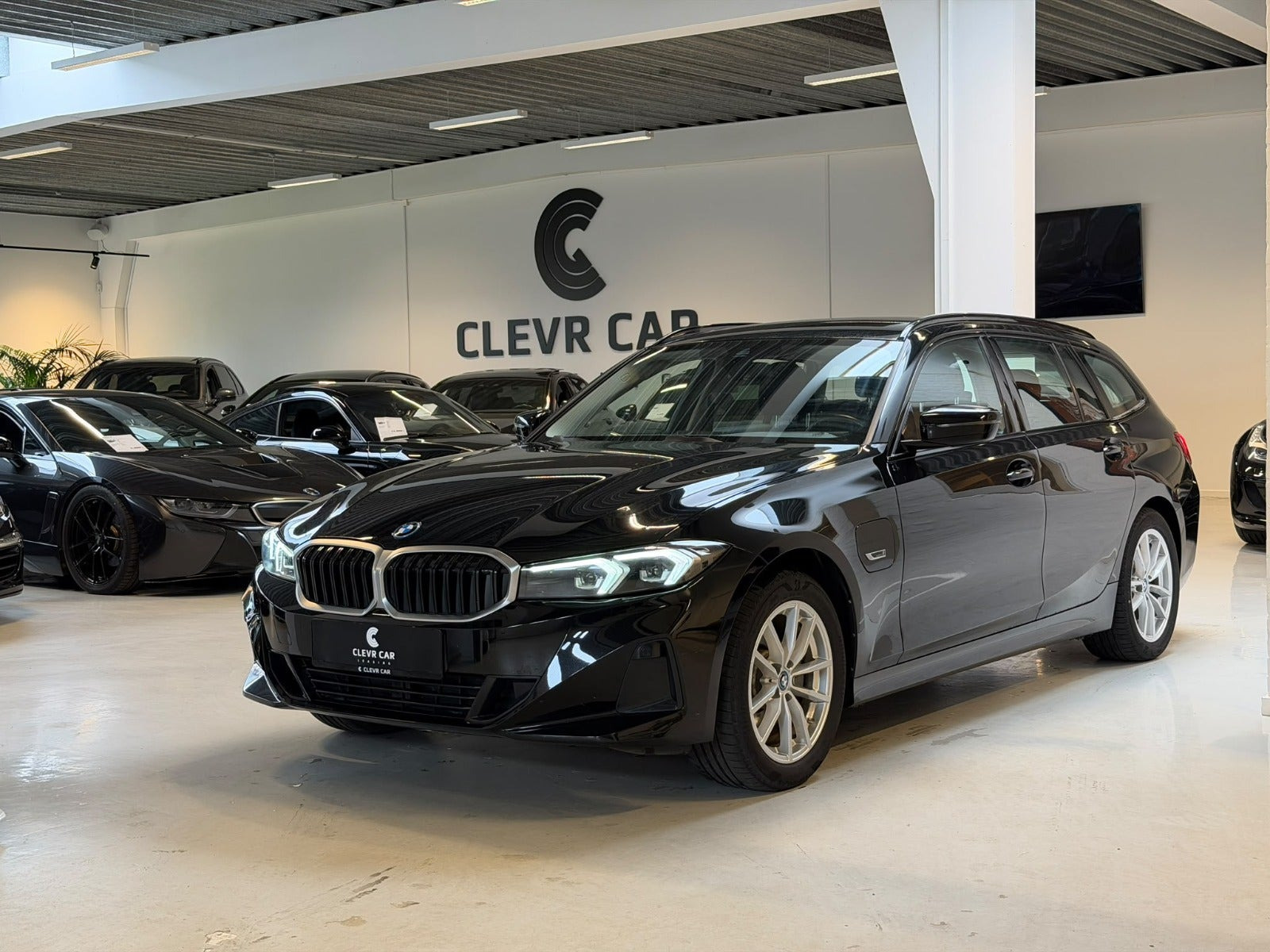 BMW 330e 2,0 Touring xDrive aut.