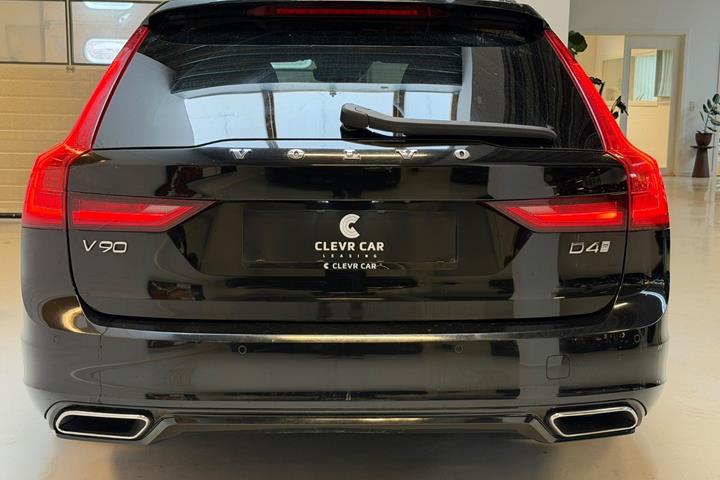 Sort Volvo V90 fra 2019
